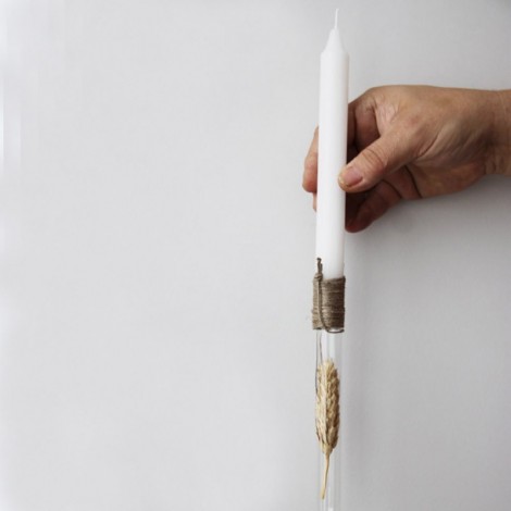 Wheat flower Easter candle, white Easter candle with dried wheat flower in test tube