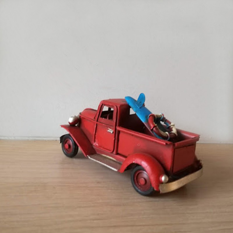 Red pick-up, retro style, collectible truck miniature, metal collectible red truck, men's gift truck
