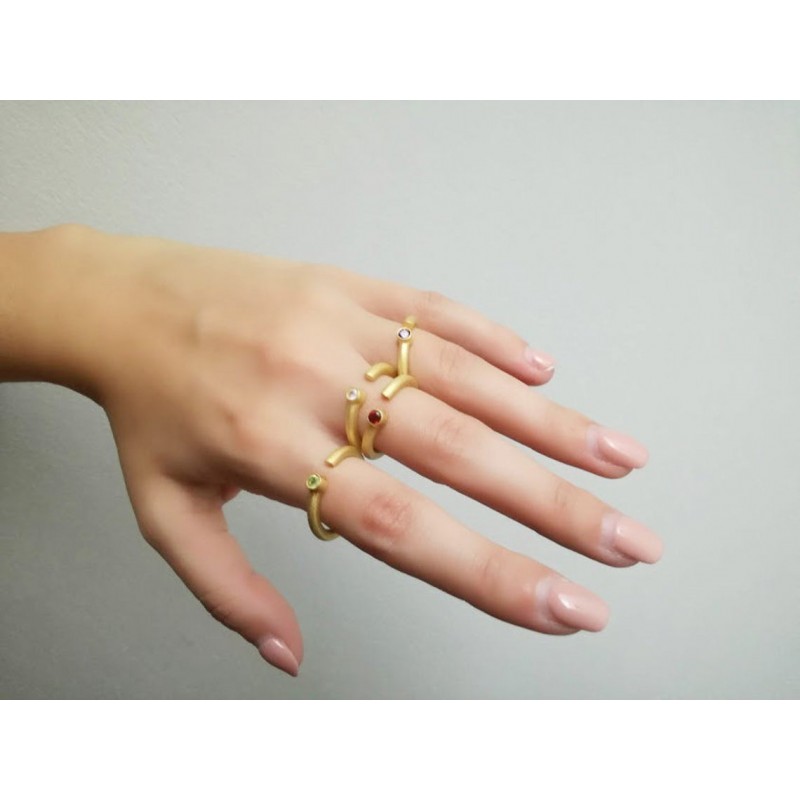 Minimalist open ring
