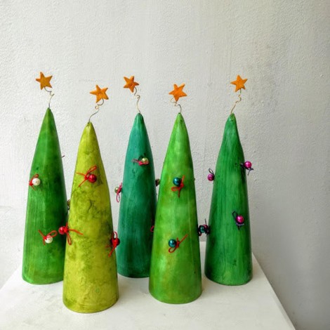 Christmas tree sculpture