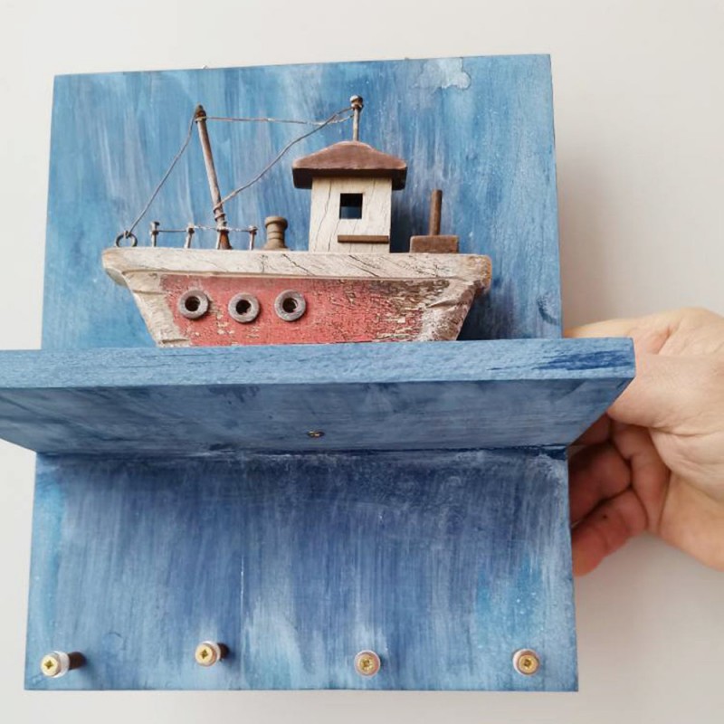 Boat key organiser, wooden shelf wooden boat miniature key hangers,