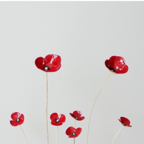 Red poppy sculptures, five poppies brass sculptures on thin brass stems, delicate poppy sculptures, red gold poppies art object, 2