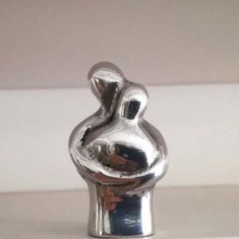 Embracing couple sculpture, abstract, minimalist sculpture of loving couple in embrace, aluminum figures, Valentine's couple gif 2