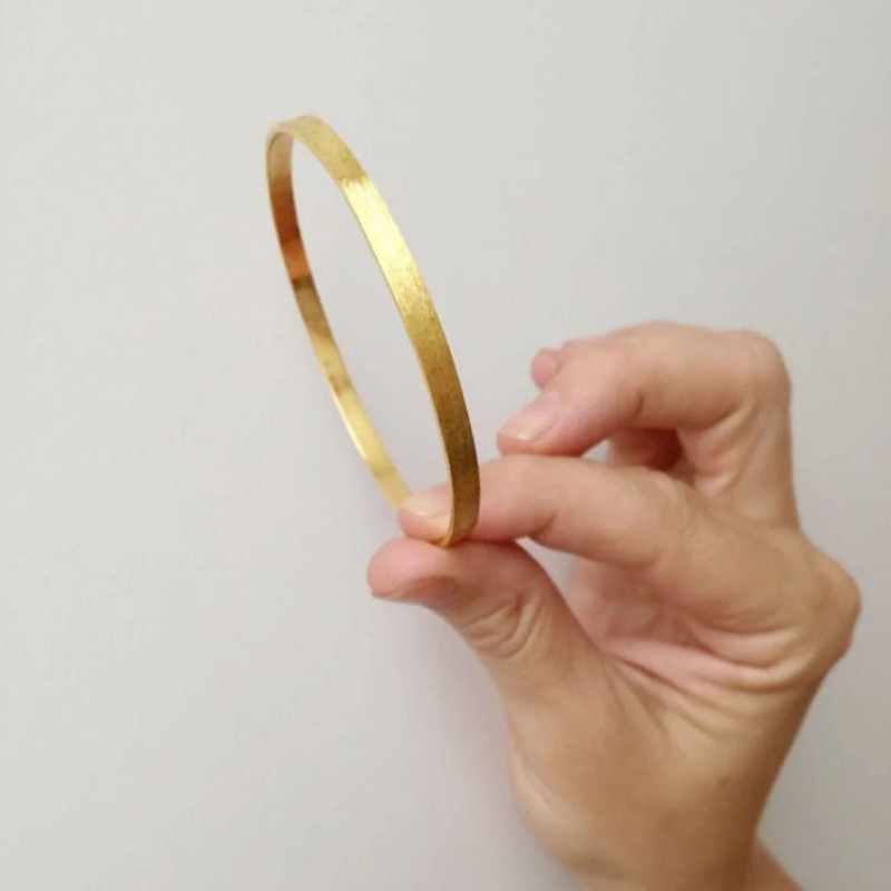 Gold stacking bangle