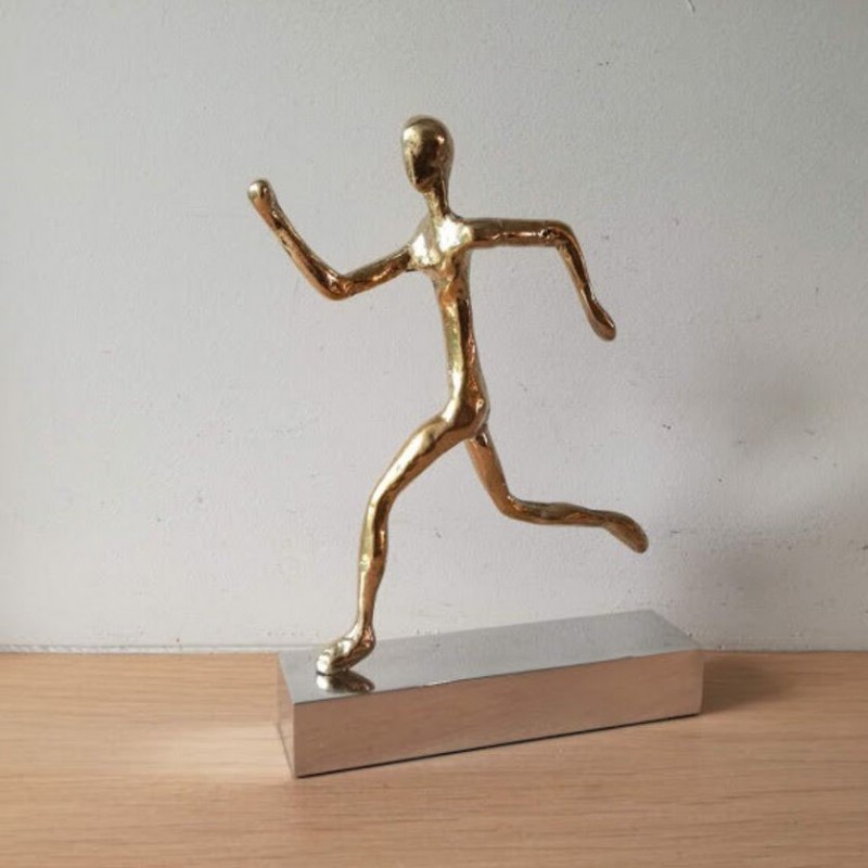 Minimalist runner sculpture