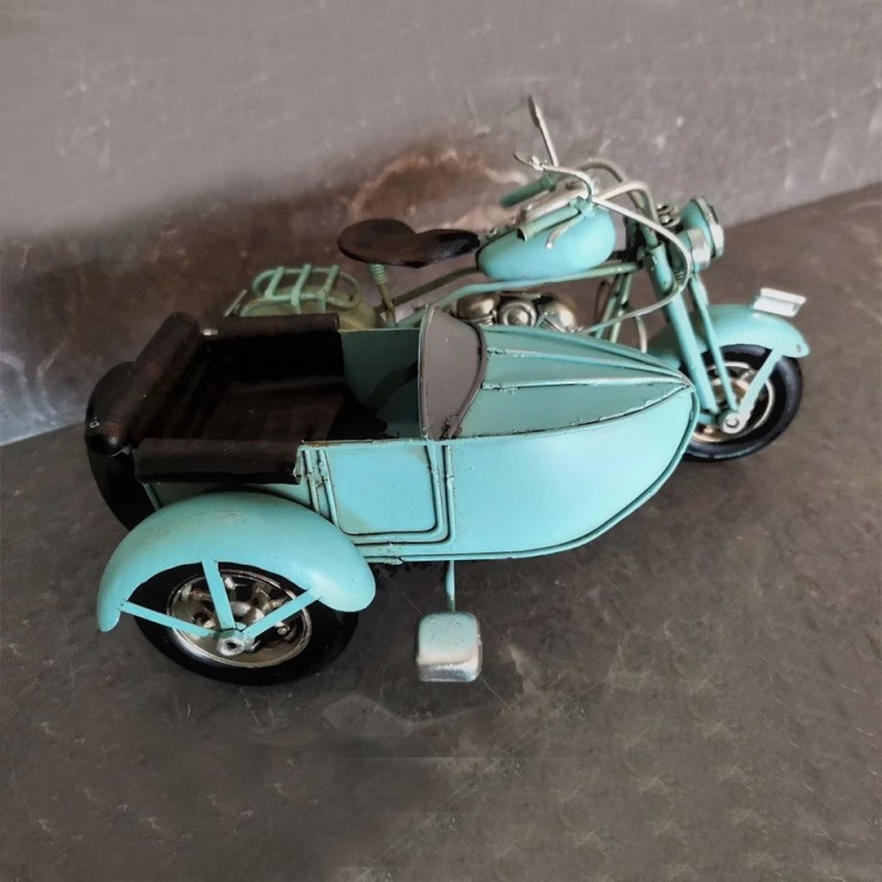 Blue miniature bike with a side car, moving parts,