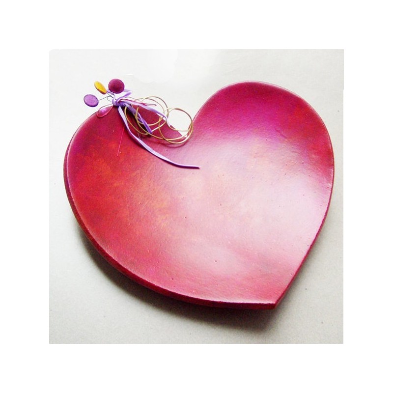 Red heart ceramic platter with wire...