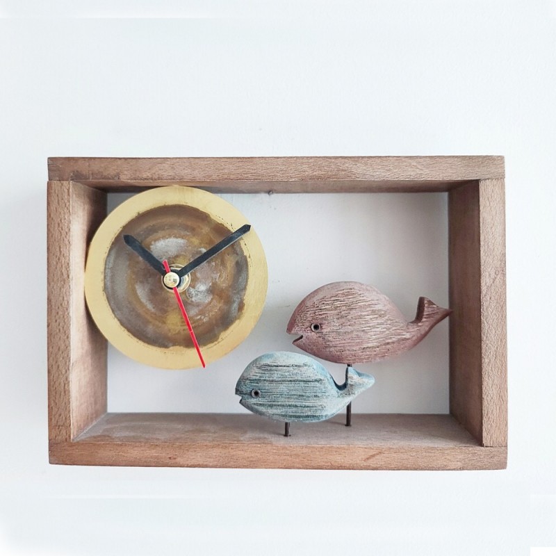 Two fish clock