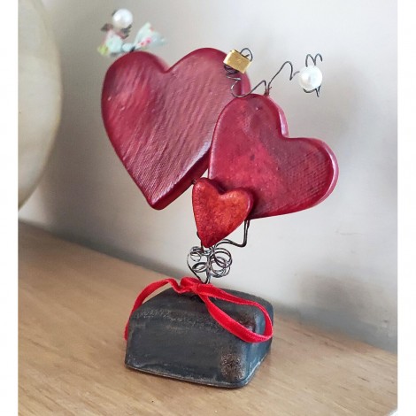 Τριπλή κεραμική καρδιά σε κεραμική τετράγωνη βάση 2