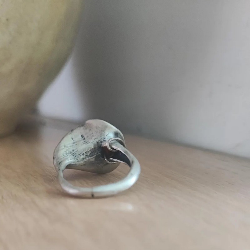 Red coral ring