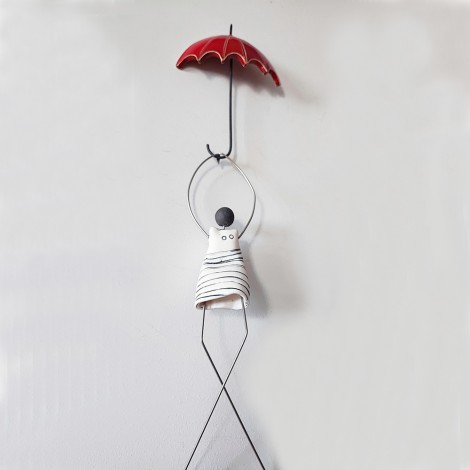 Porcelain figure with umbrella, 50x15 cm.