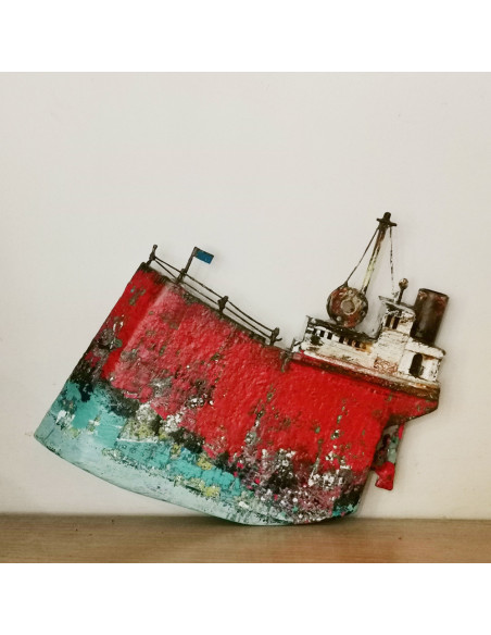 Wooden boat sculpture, 30x20 cm.