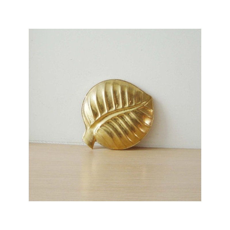 Small brass leaf plate/bowl, card holder, candy holder, etc.