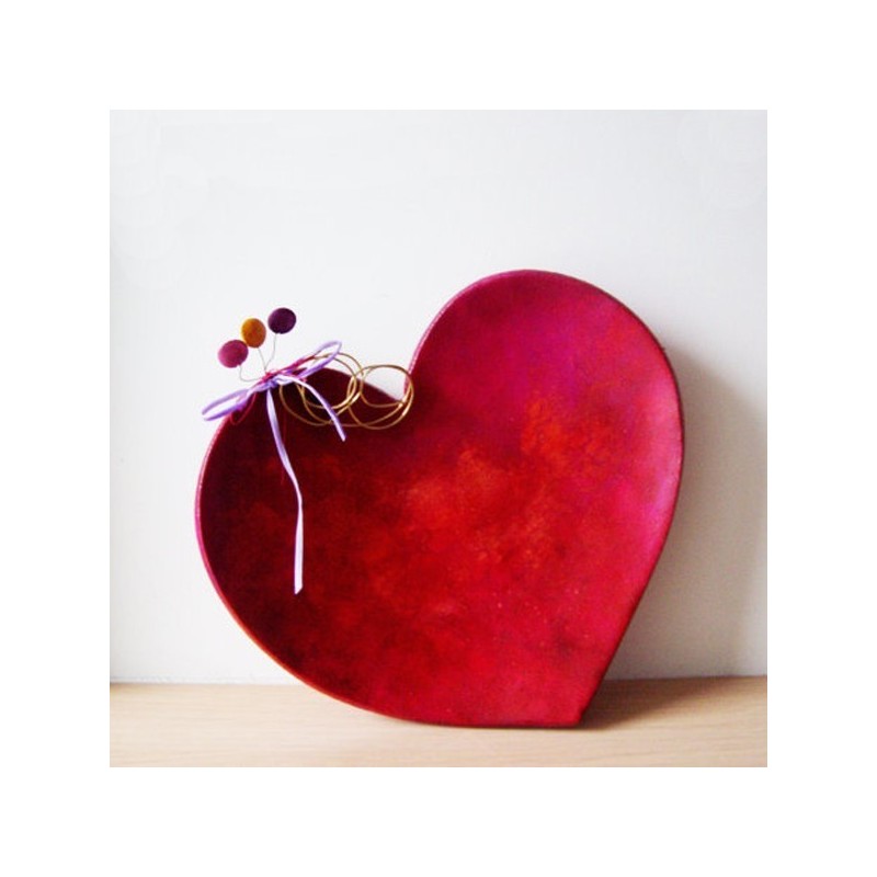 Red heart ceramic platter with wire and beads decor, handpainted, unique.