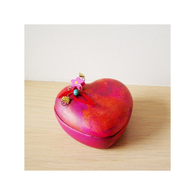 Heart - shaped jewelry box, ceramic earthenware lidded jar