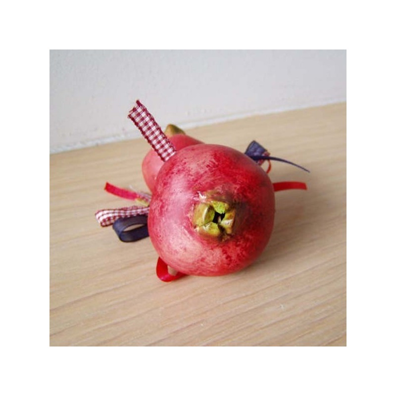 Ceramic pomegranates